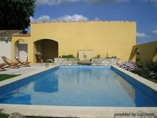 Auberge Du Mas De La Feniere Arles